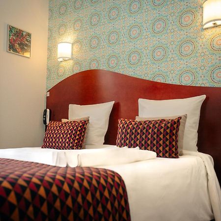 Hotel Les Commercants Клермон-Ферран Экстерьер фото