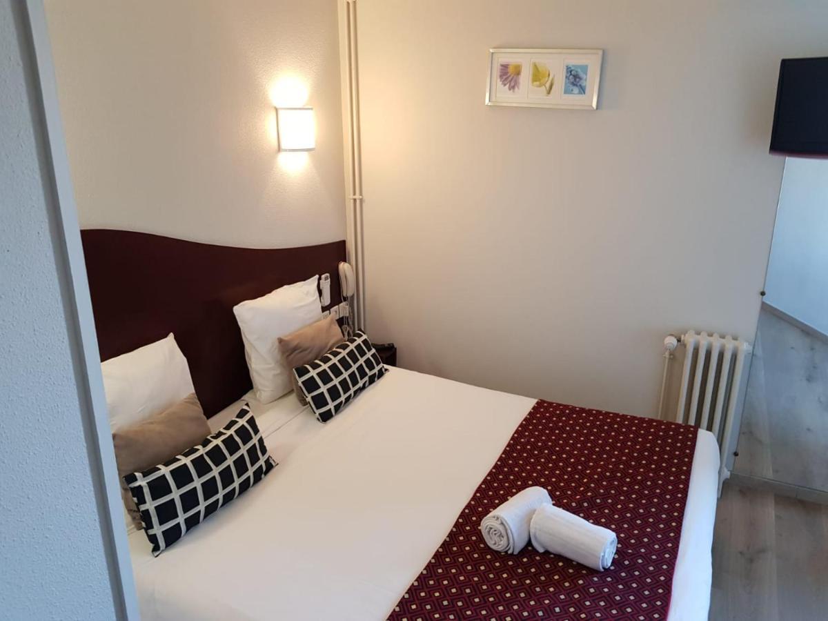 Hotel Les Commercants Клермон-Ферран Экстерьер фото