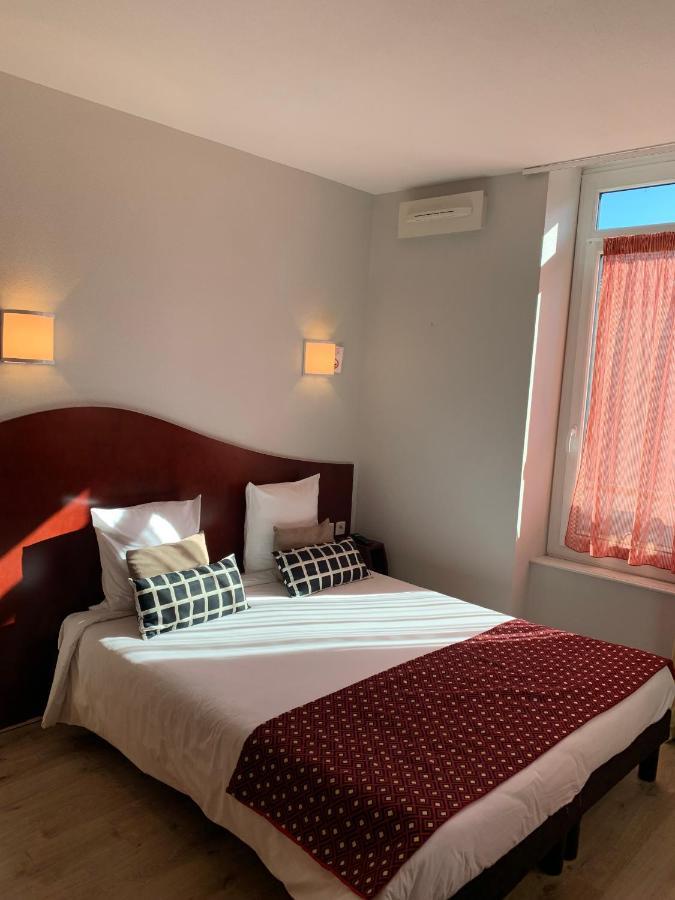 Hotel Les Commercants Клермон-Ферран Экстерьер фото
