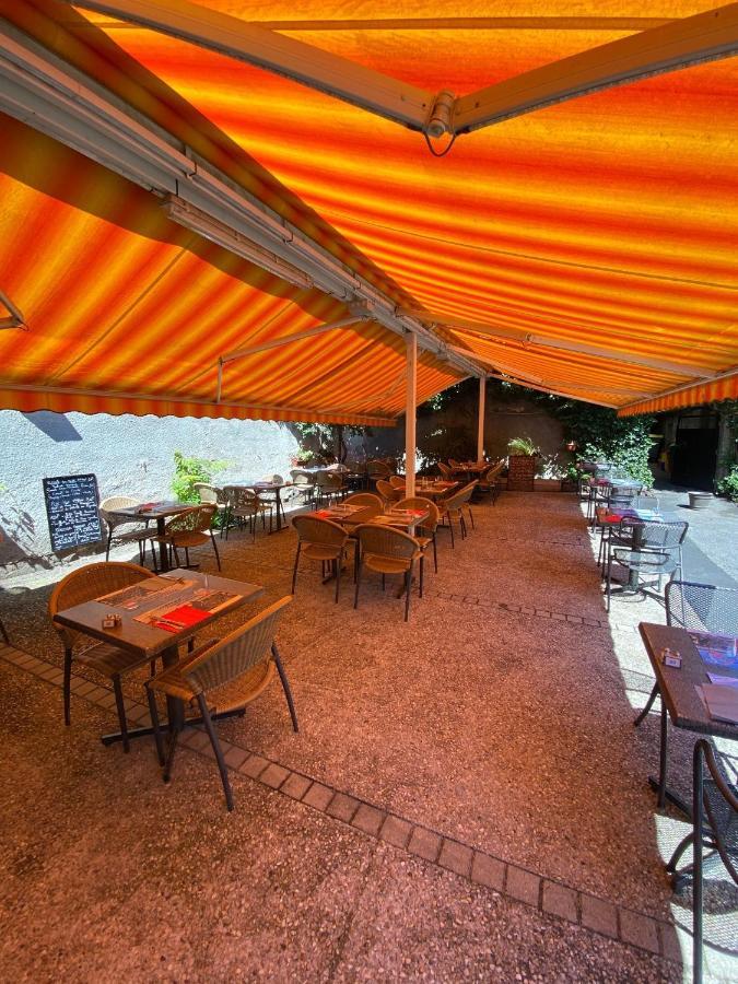 Hotel Les Commercants Клермон-Ферран Экстерьер фото